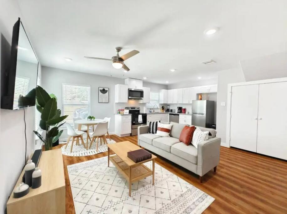 Luxury 3br Downtown And Near Airport * Houston