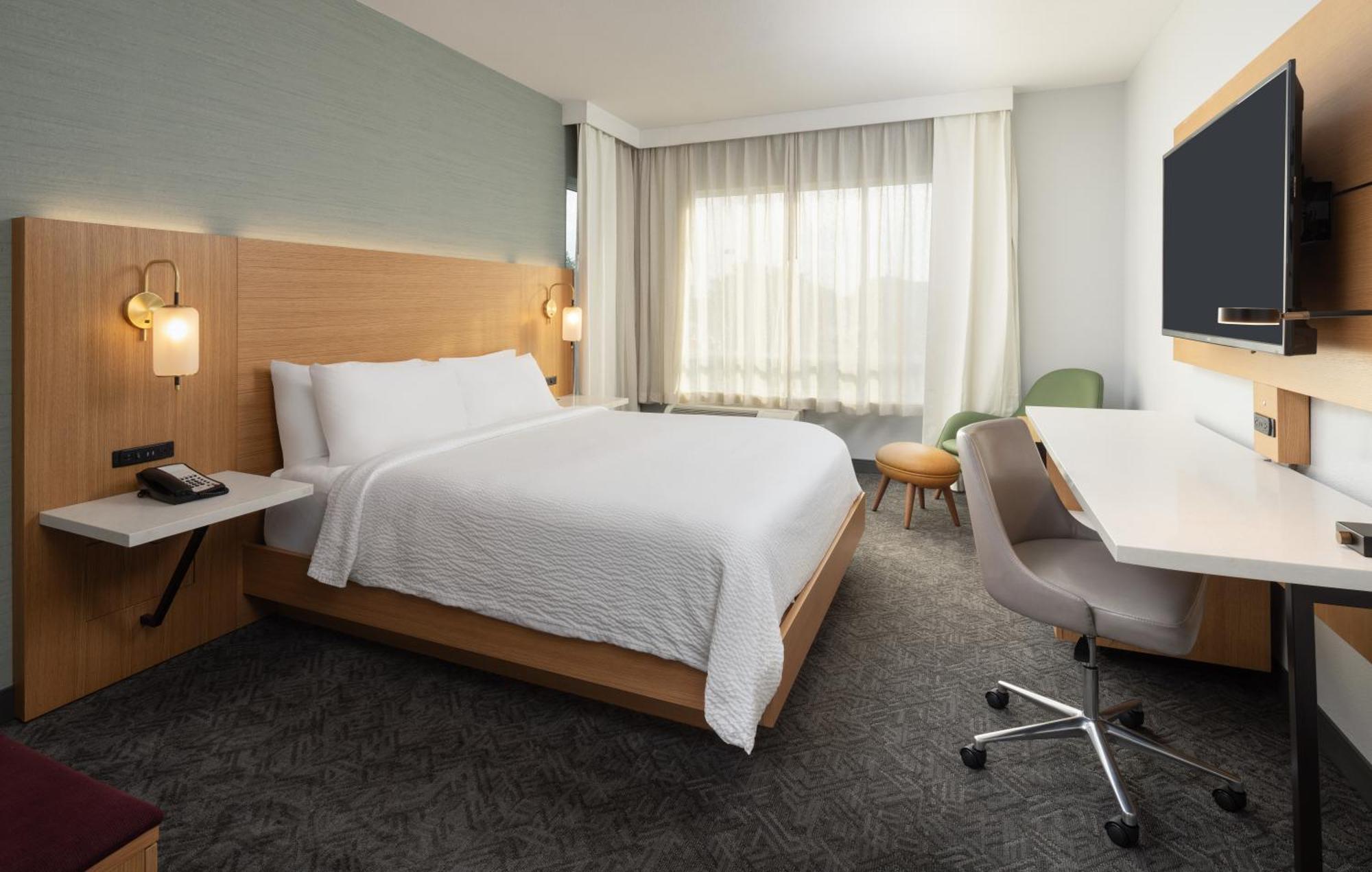 Hotel Doubletree By Hilton Westchase