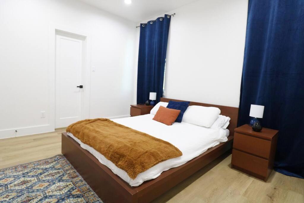 Urban Oasis: Retreat In The City Apartment Houston