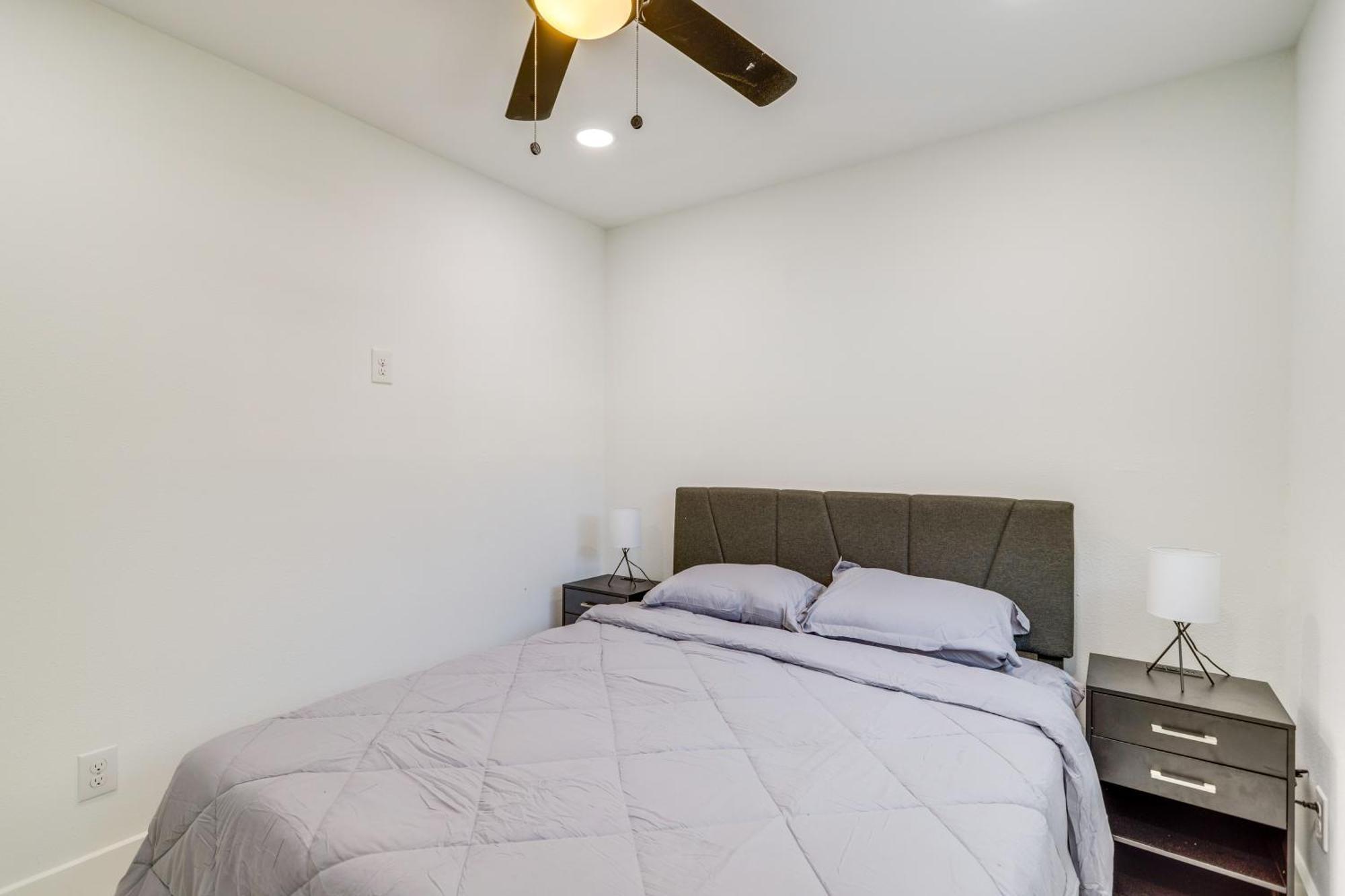Apartment Close To And Downtown