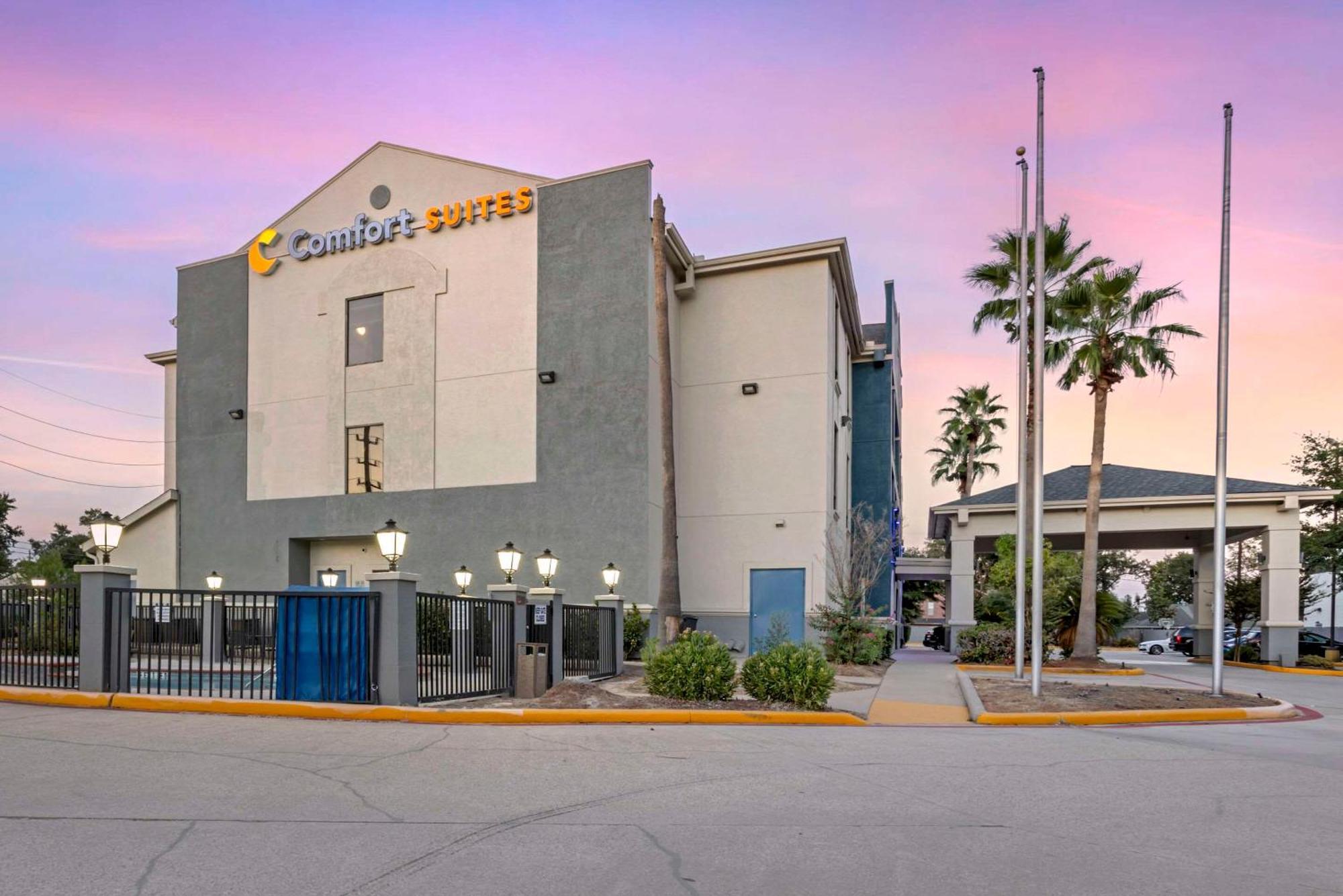 Hotel Comfort Nw - Vintage Park 3*