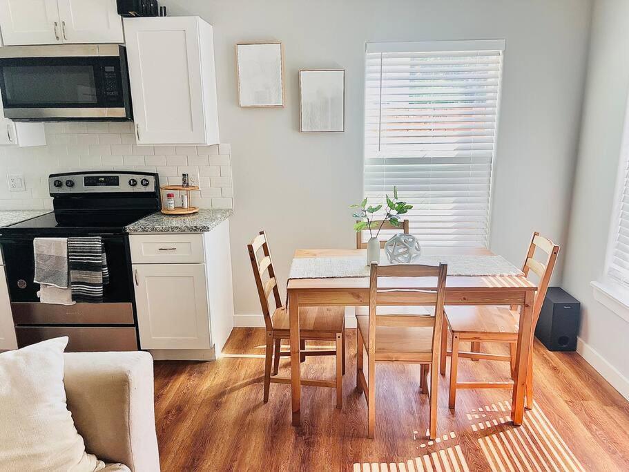 3 Bedroom Luxury Near Downtown * Houston
