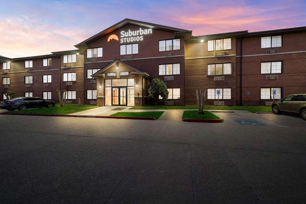 Suburban North I-45 Hotel Houston