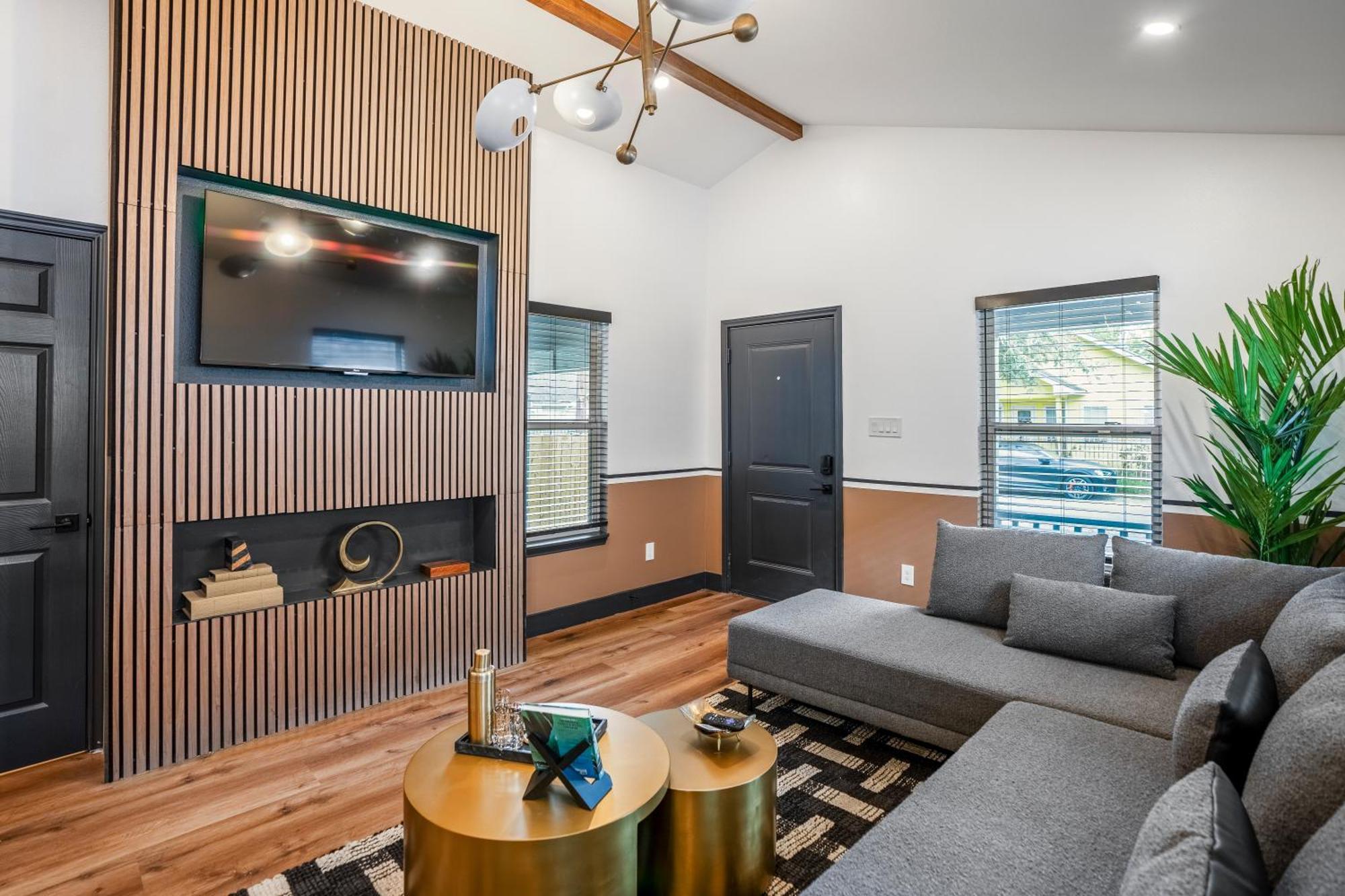Htx Ultra Chiic #1 Apartment *