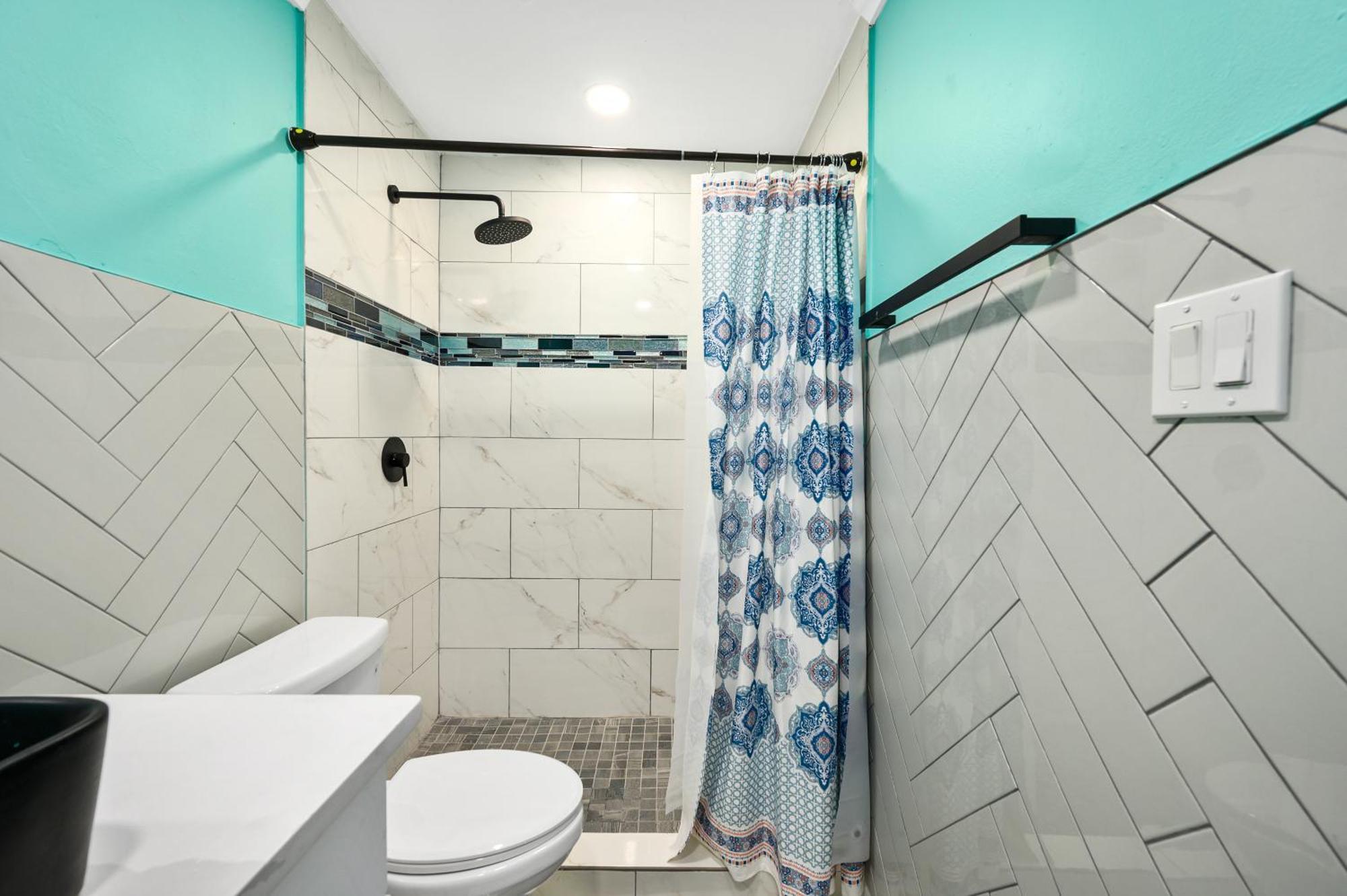 Apartment Bright And Modern 1br In *