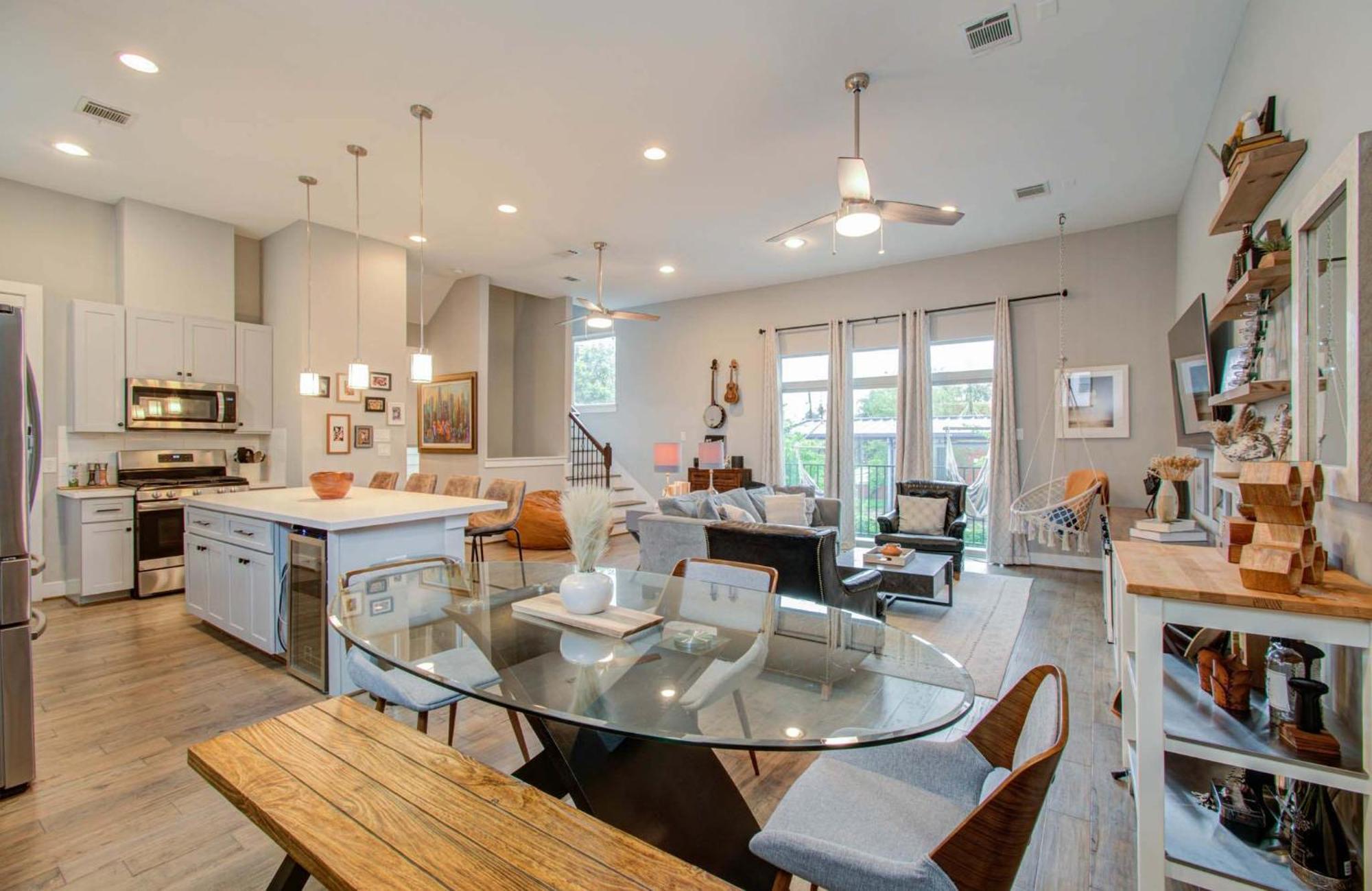 Modern Luxury 3-bd Mins To Dt W Rooftop * Houston