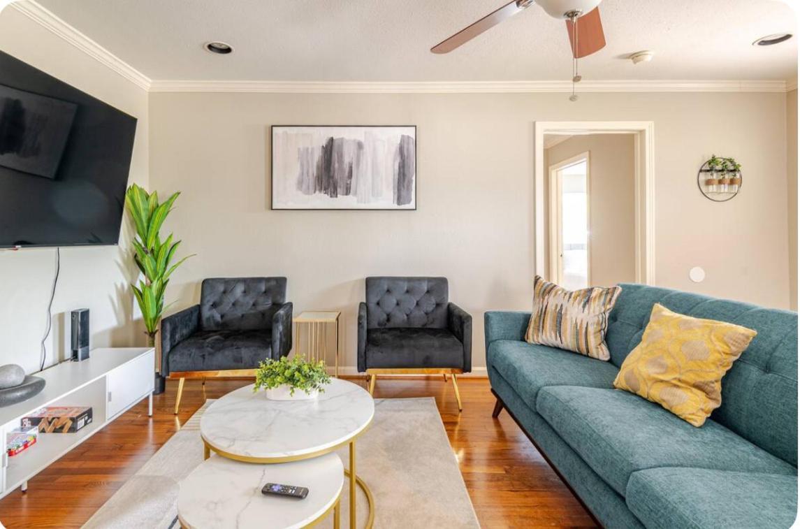 3bed2bath Getaway Near Sports, Shops And Midtown Apartment *