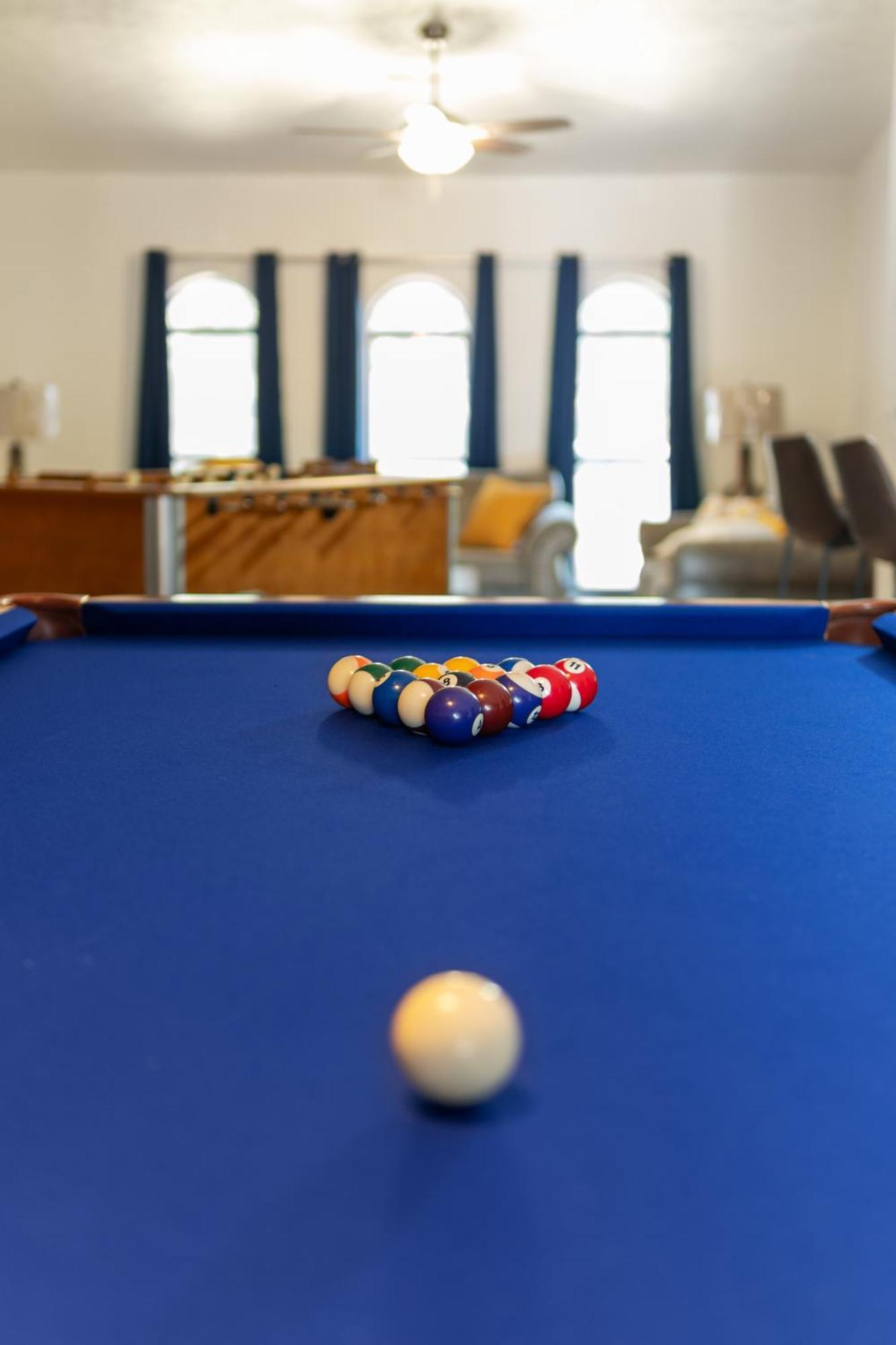 3 Bed With Luxury Hot Tub, Deck, Wifi And Arcade Games Houston