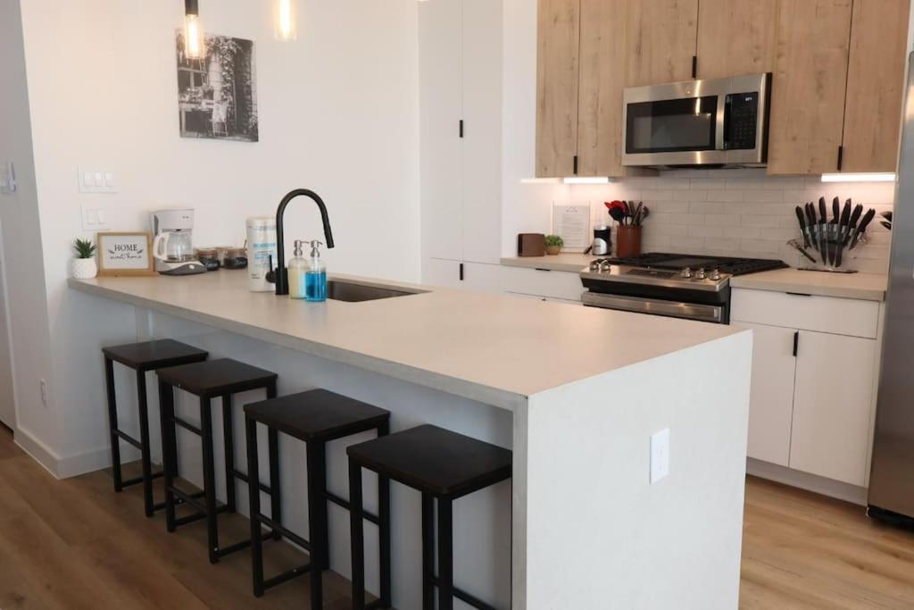 4bd Urban Retreat Prime Location * Houston