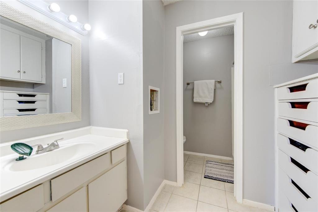 Single Cozy Heart Of Htx Guest house *