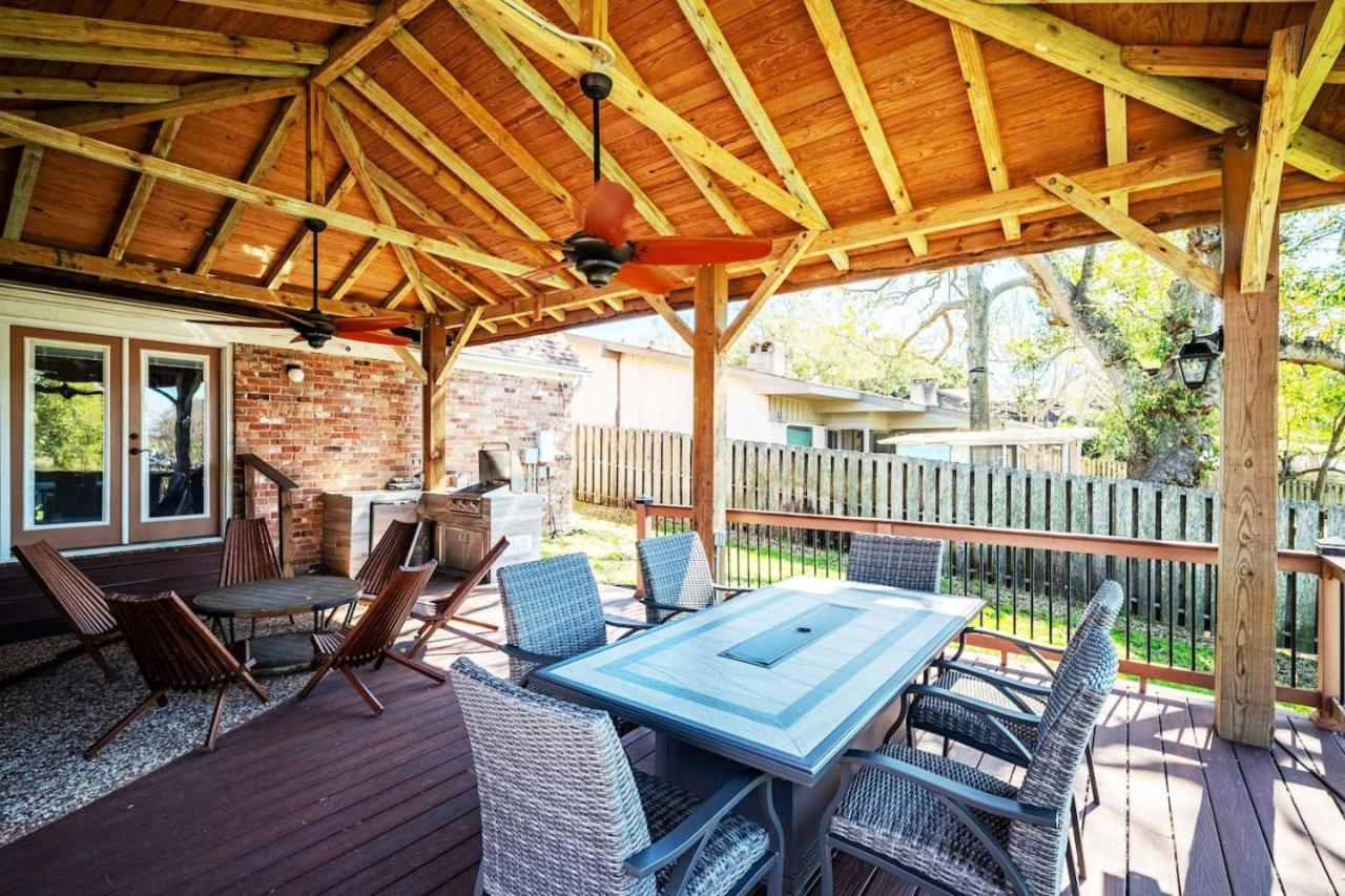 Holiday home Bayfront Luxury Oasis W Pool Close To Nasa Kemah