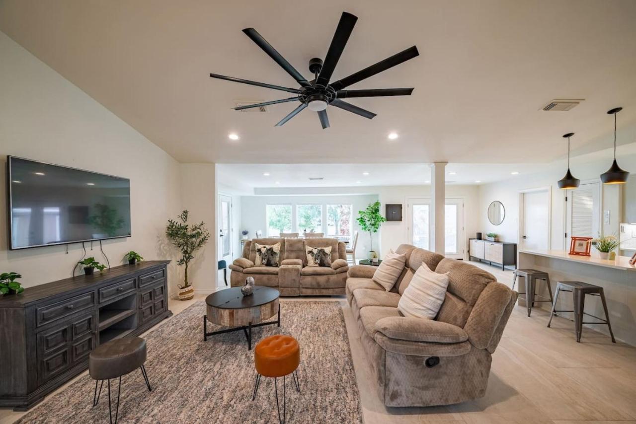 Bayfront Luxury Oasis W Pool Close To Nasa Kemah Holiday home Houston