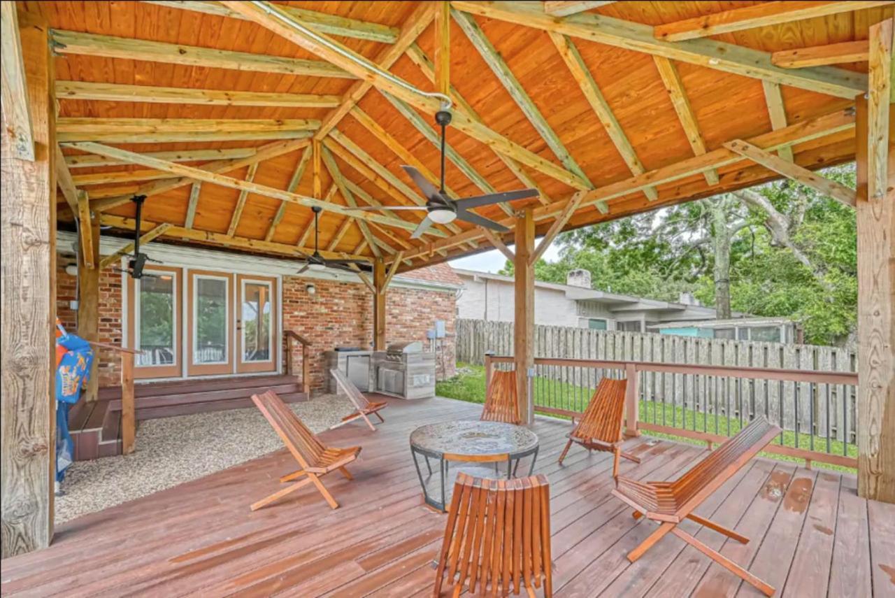 Holiday home Bayfront Luxury Oasis W Pool Close To Nasa Kemah Houston