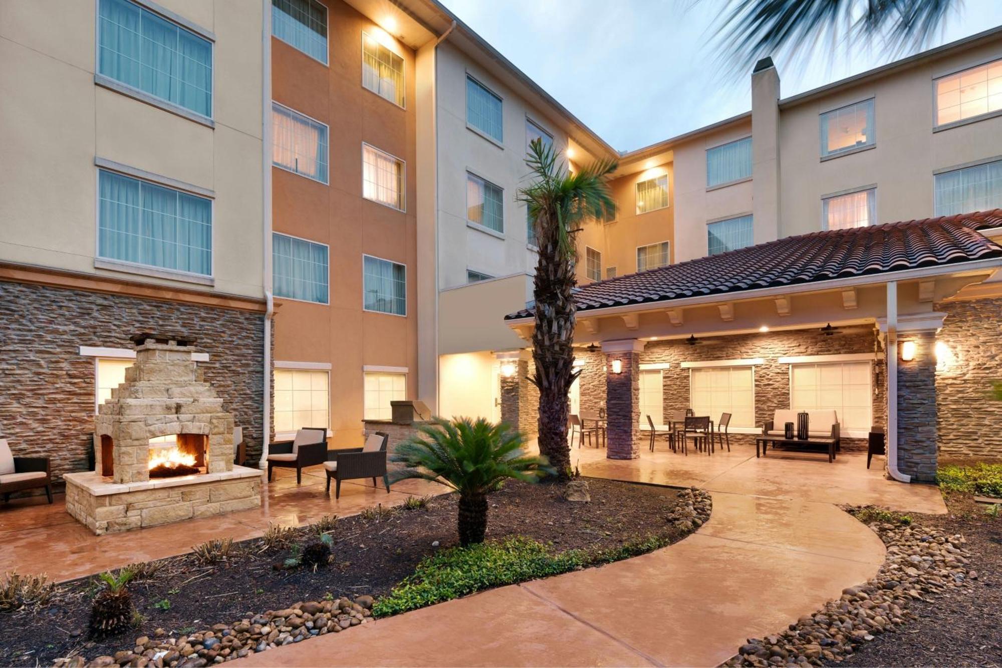 By Marriott I-10 West/park Row Hotel Houston