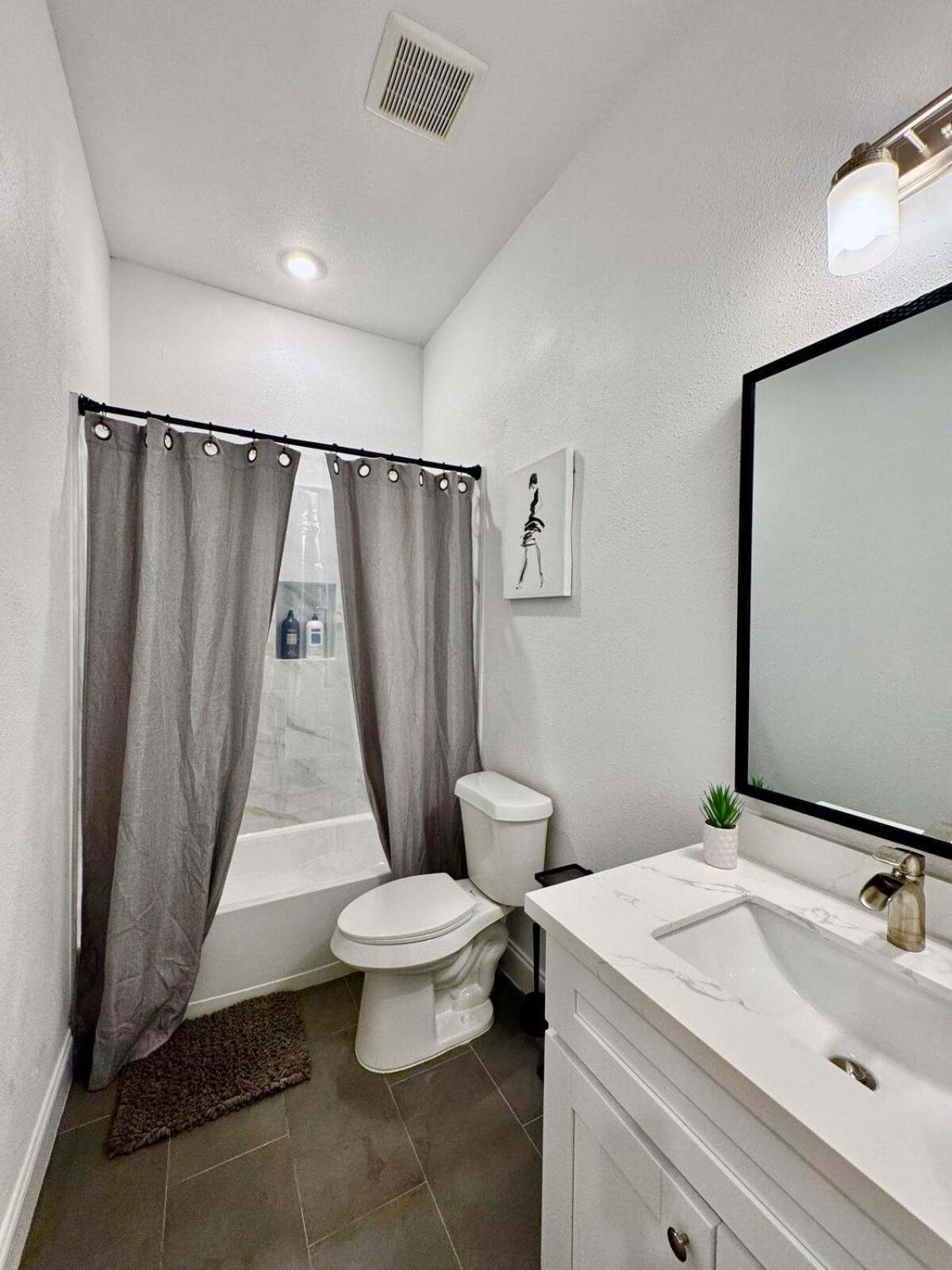 New Build! 3bed Med Center - 10 Min To Downtown * Houston