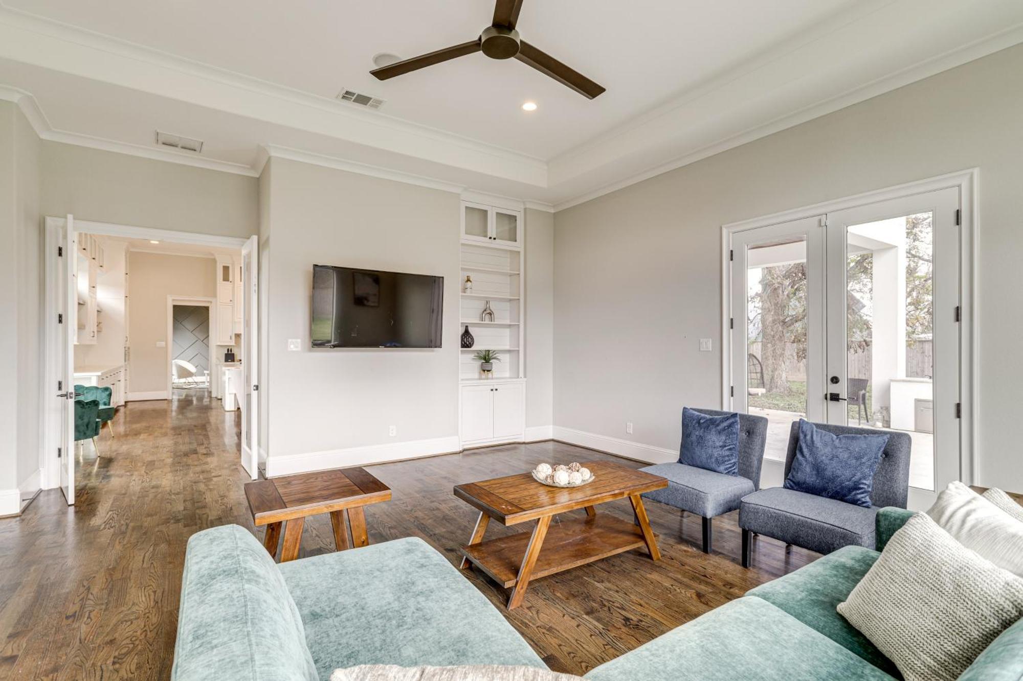 9 Mi To Downtown Spacious Group Getaway Holiday home