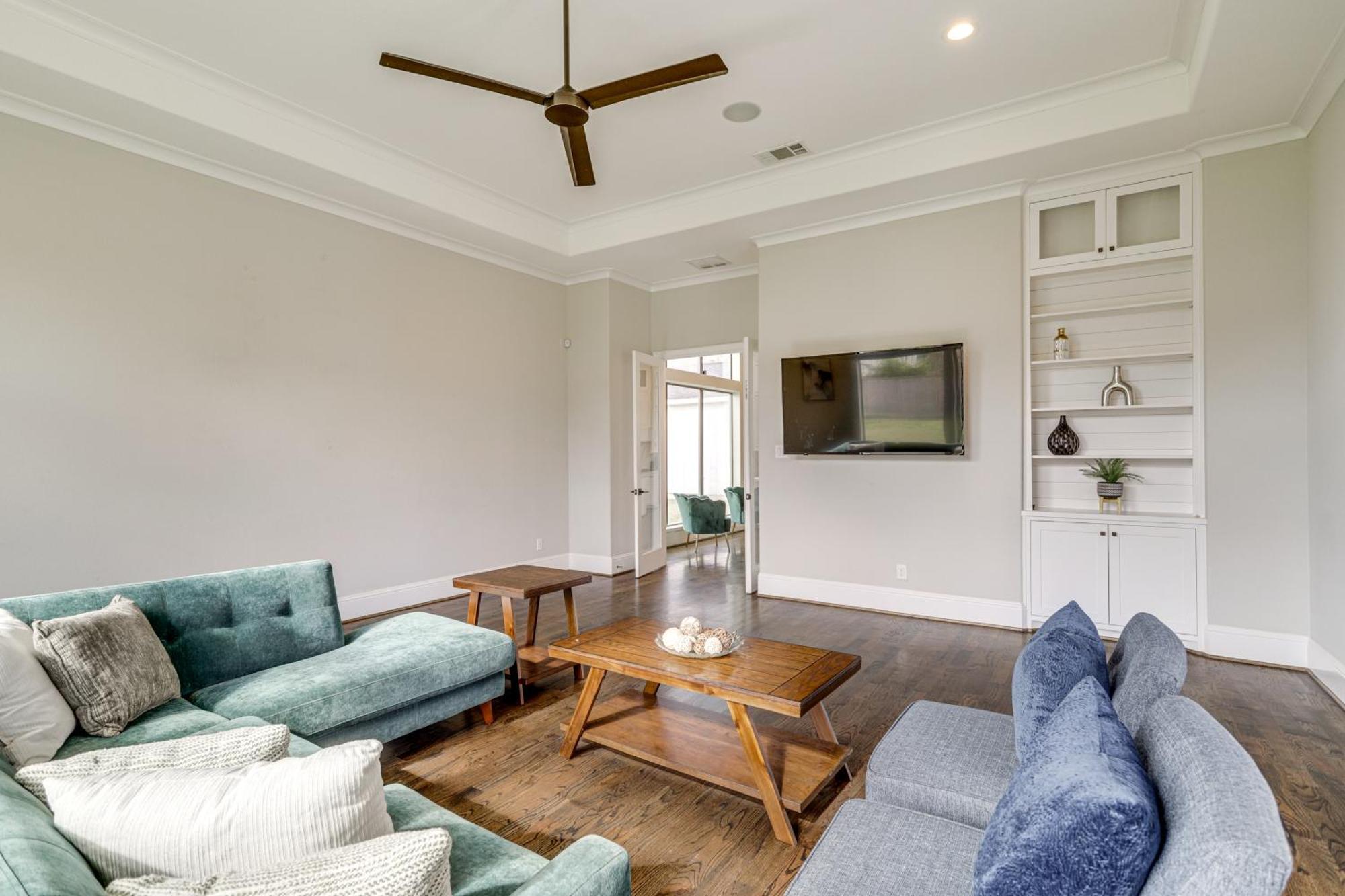 9 Mi To Downtown Spacious Group Getaway Holiday home Houston