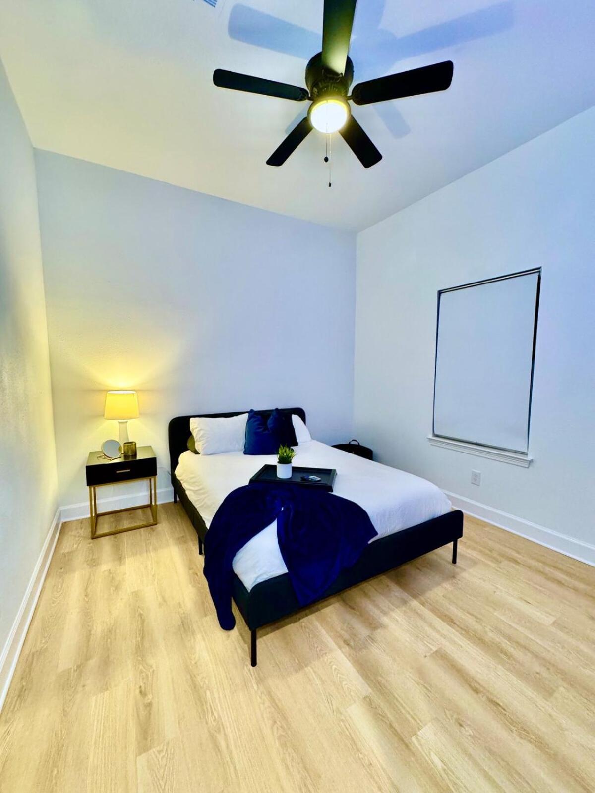 Holiday home New Build! 3bed Med Center - 10 Min To Downtown *