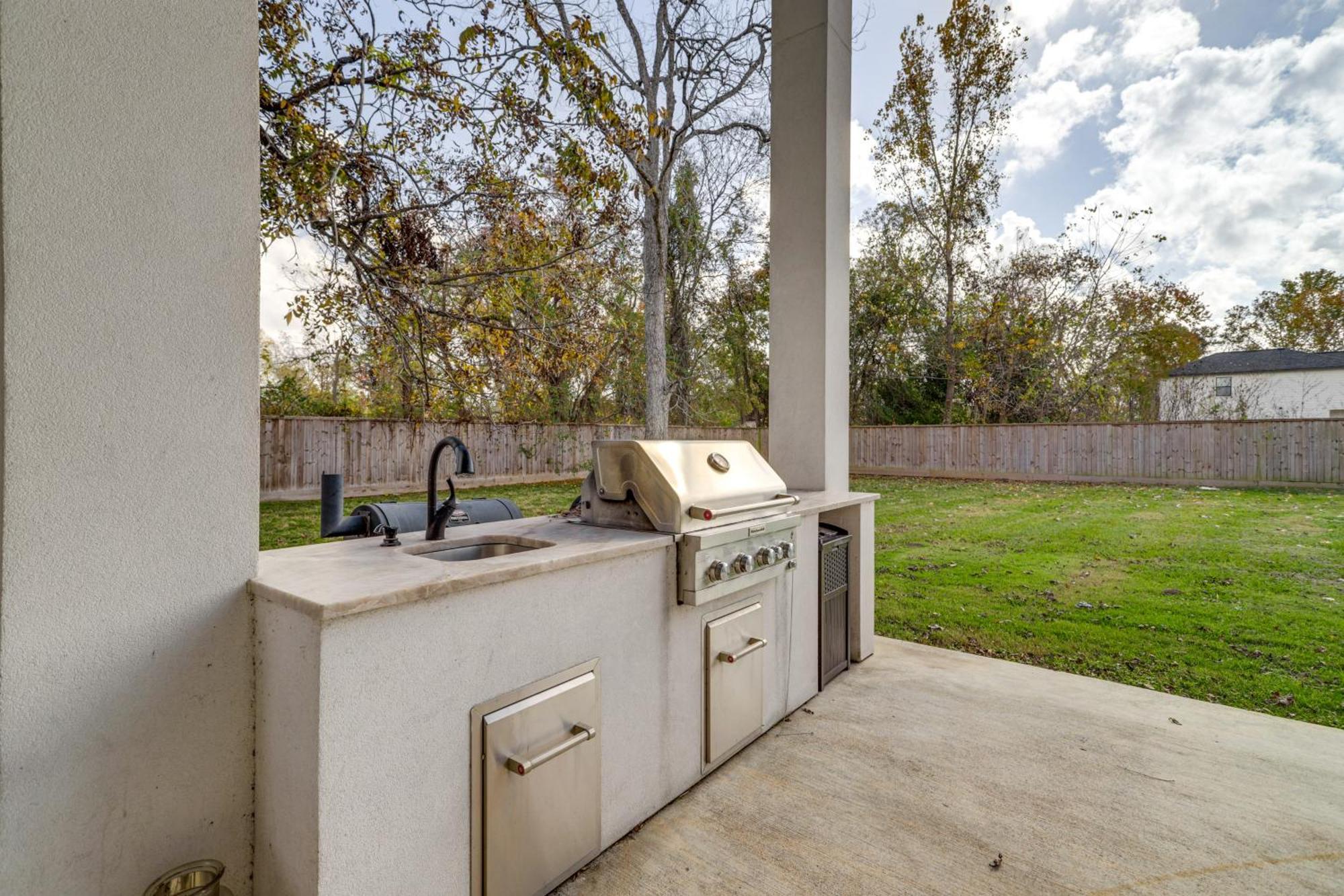 9 Mi To Downtown Spacious Group Getaway Holiday home Houston