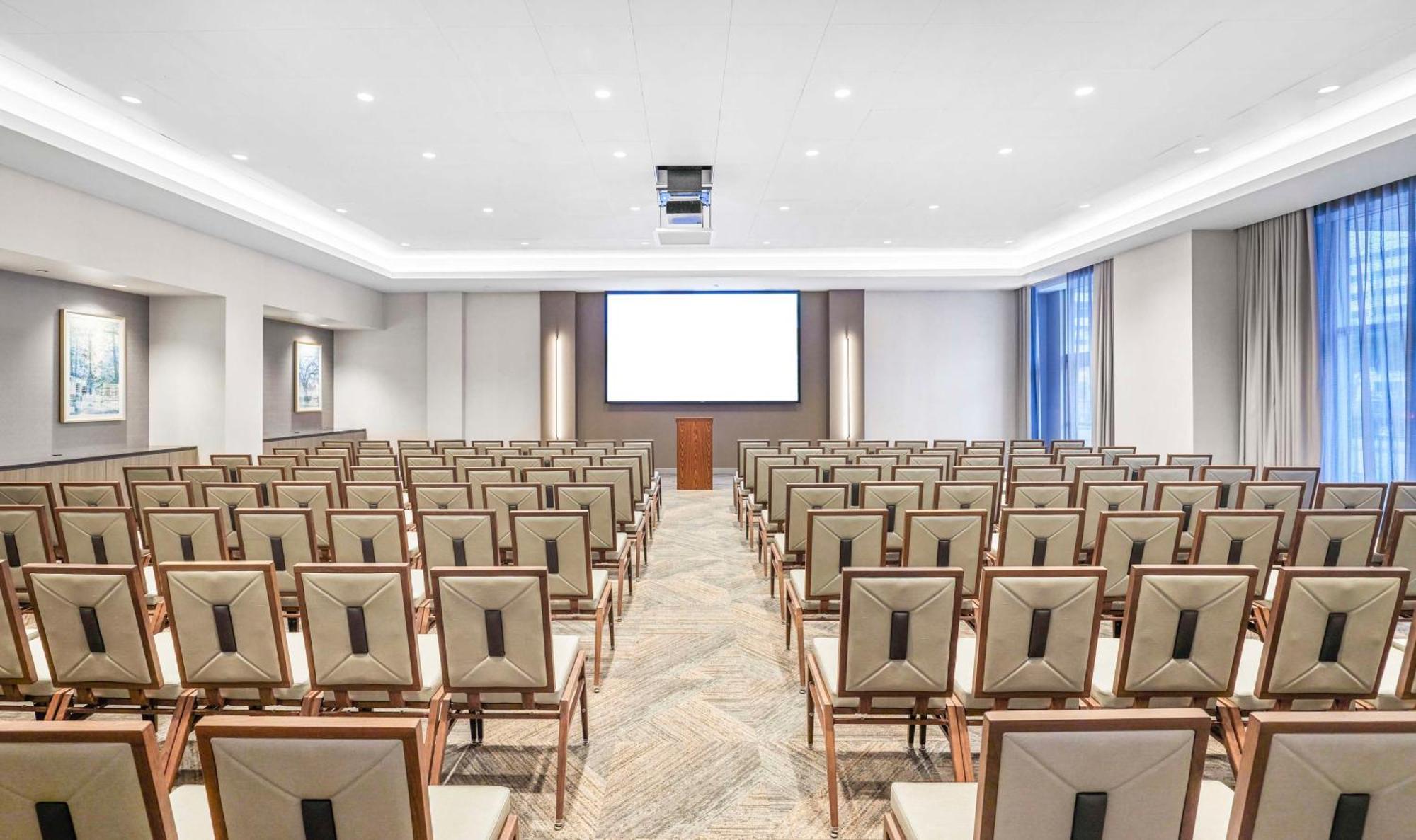 Hyatt Place Medical Center Hotel