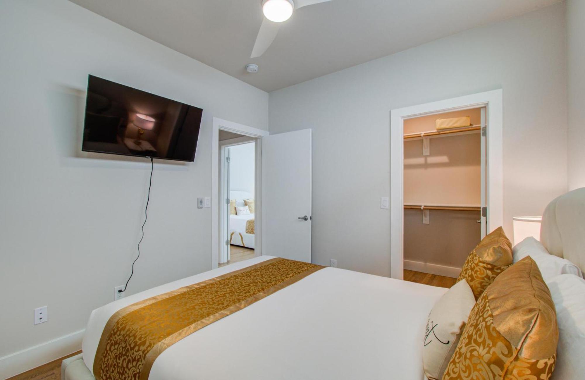 Renaissance, Luxury 3br To Enjoy And Relax * Houston