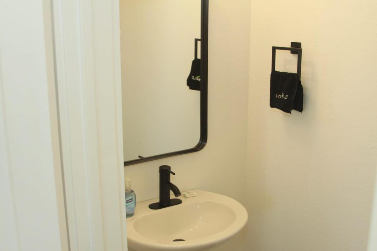 Houston Modern Townhouse * Houston