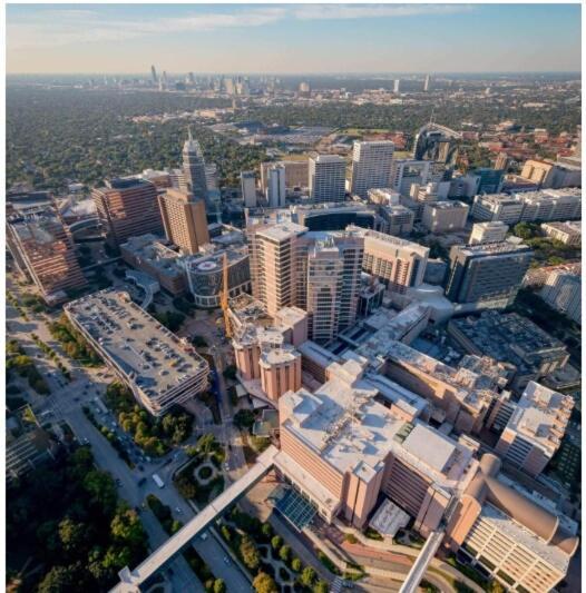 Chic Med Center & Nrg * Houston