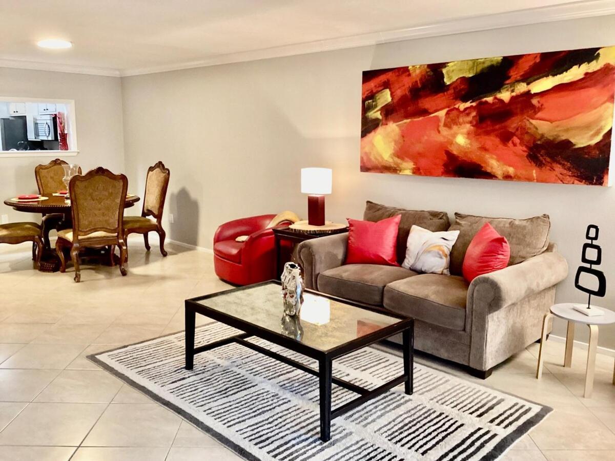 Apartment Cozy Chic Houston