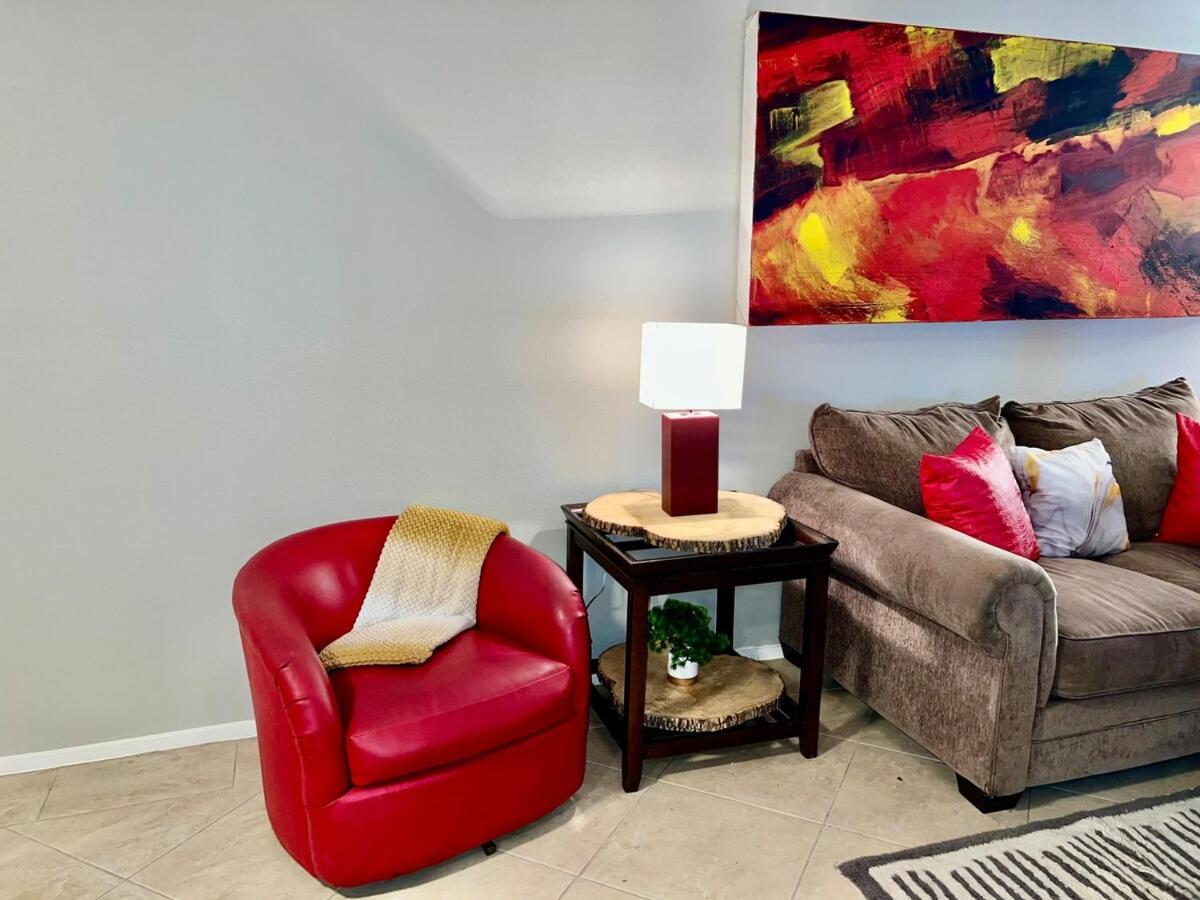Apartment Cozy Chic