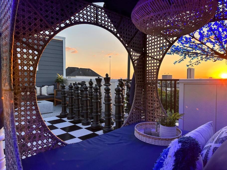 Holiday home The Oasis Checkmate Stunning Rooftop With Views *