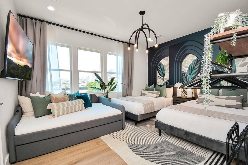 The Oasis Checkmate Stunning Rooftop With Views *