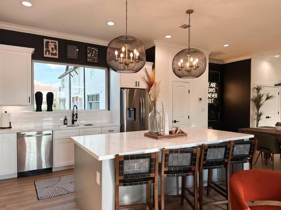 The Oasis Checkmate Stunning Rooftop With Views Holiday home