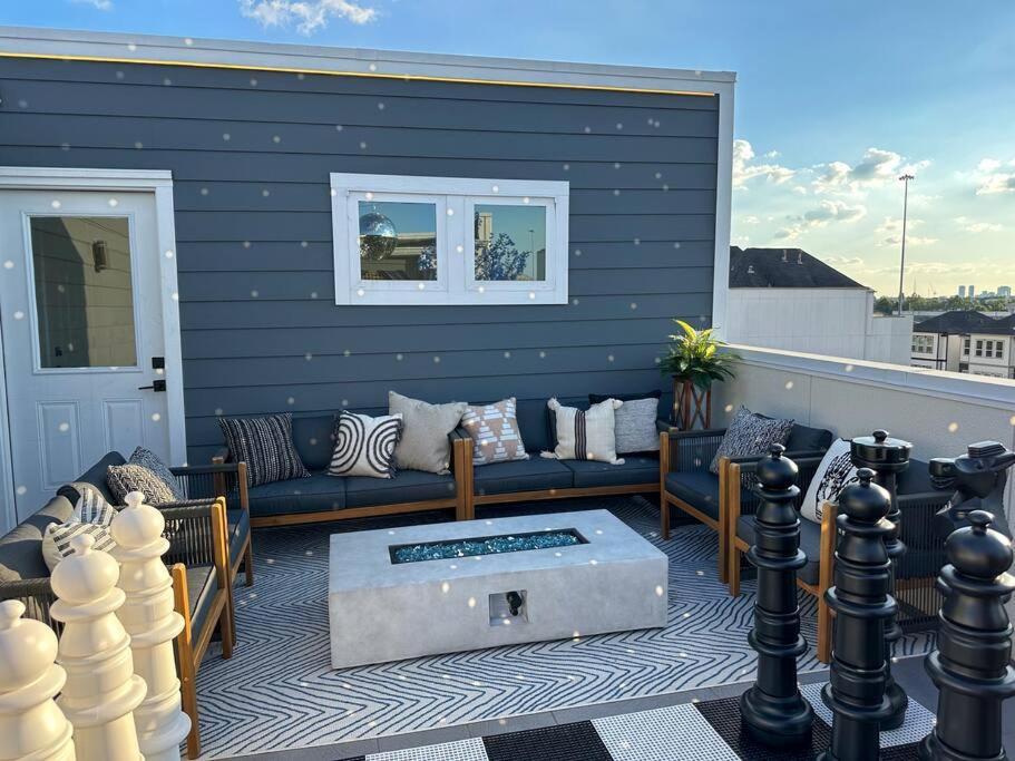 The Oasis Checkmate Stunning Rooftop With Views