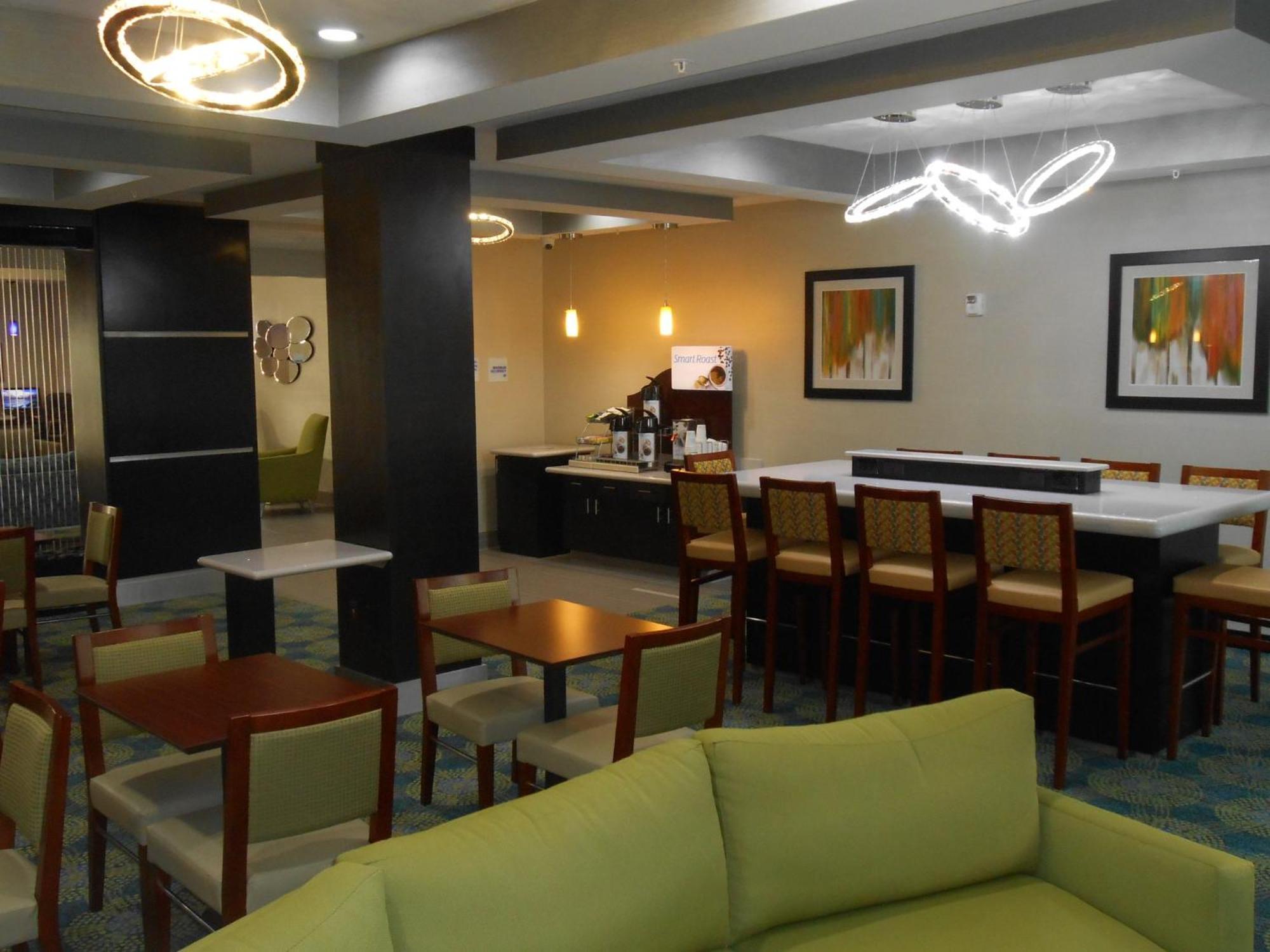 Express & Northwest-brookhollow By Ihg Hotel Houston