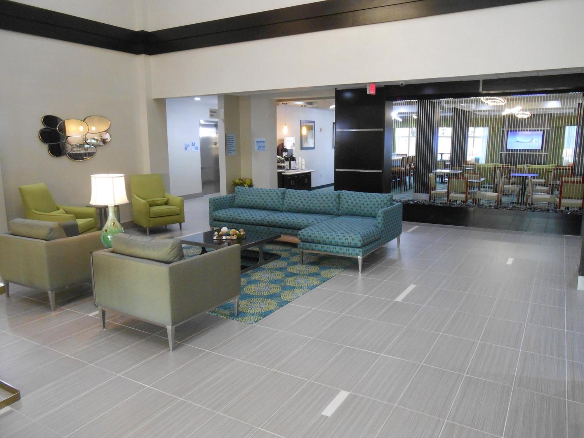 Express & Northwest-brookhollow By Ihg Hotel