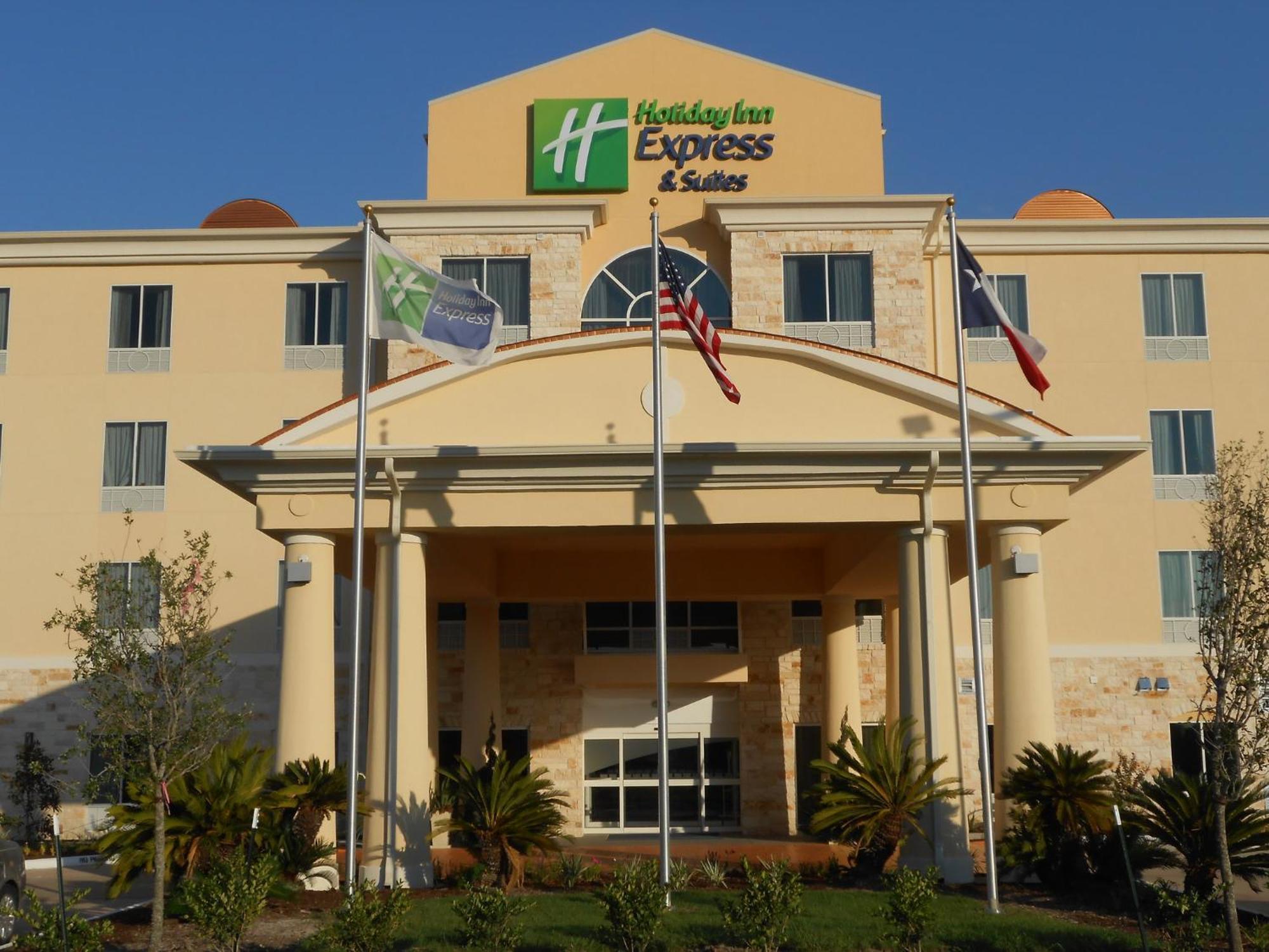 Express & Northwest-brookhollow By Ihg Hotel 3*