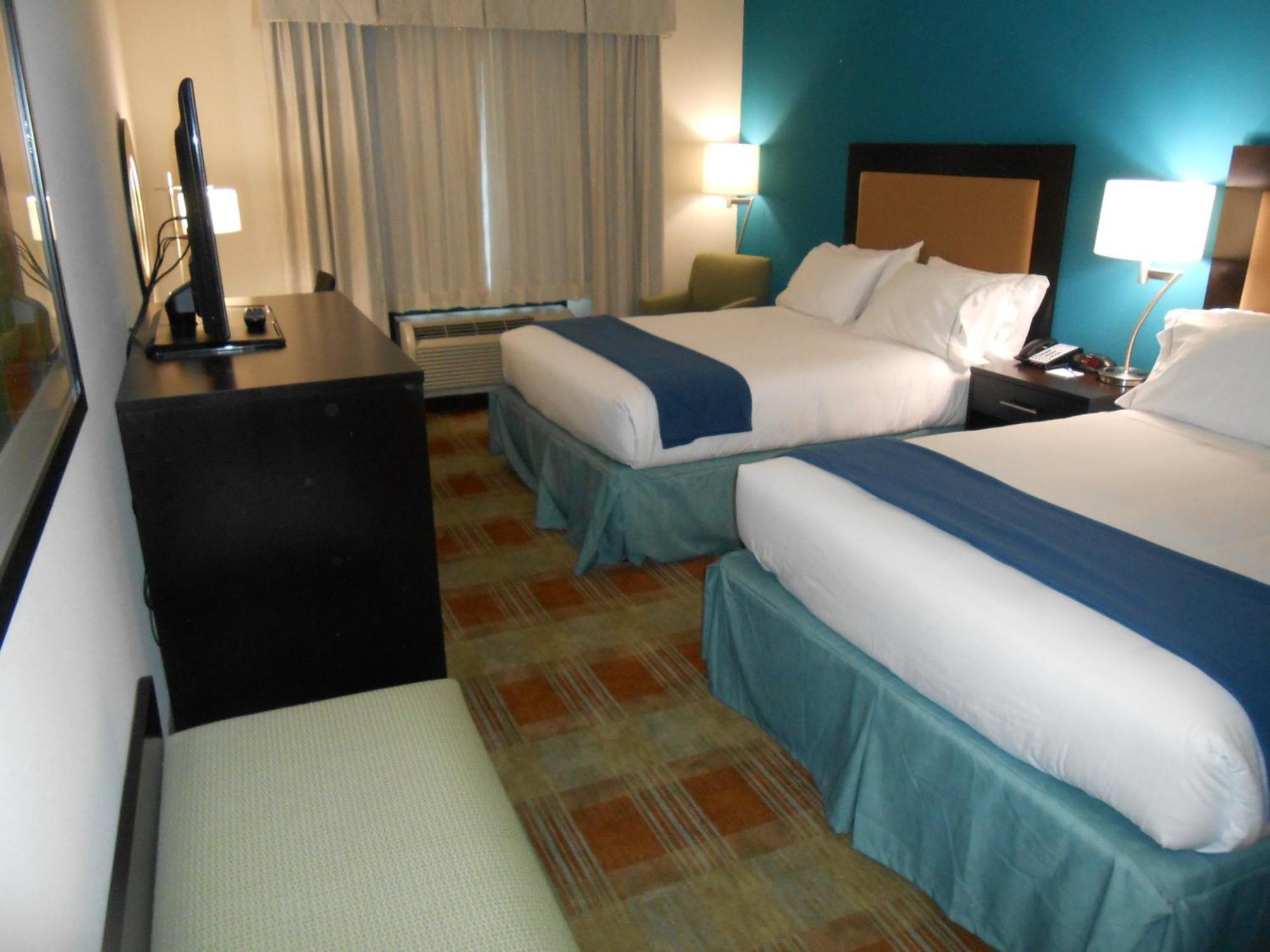 Express & Northwest-brookhollow By Ihg Hotel Houston