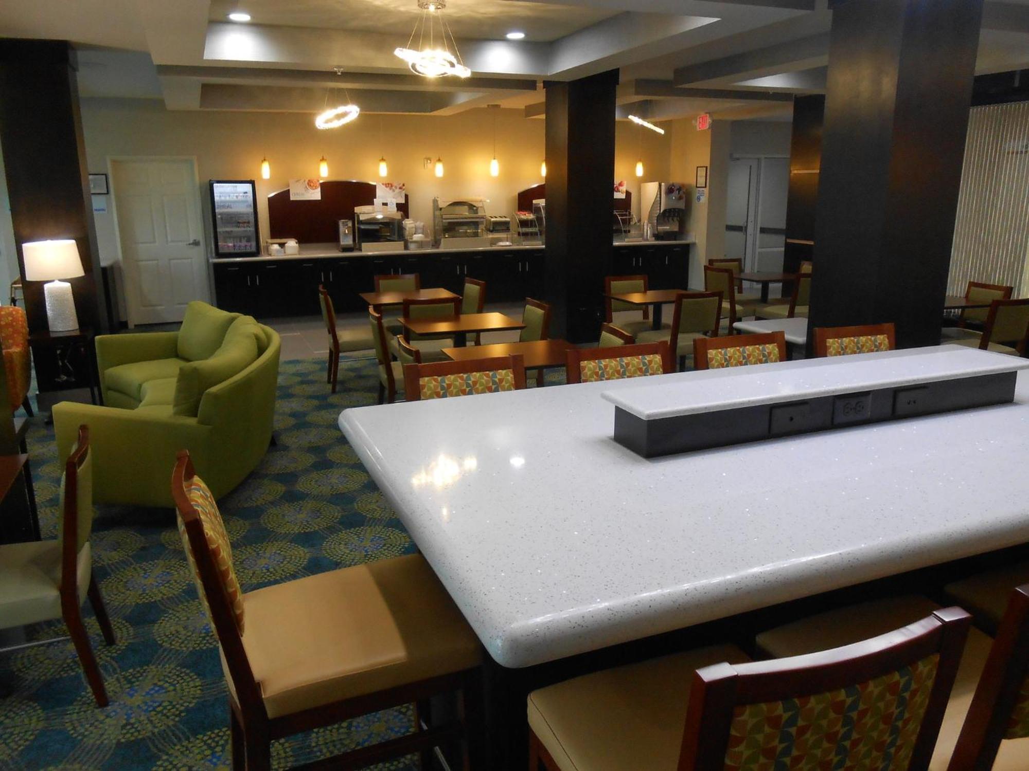 Hotel Express & Northwest-brookhollow By Ihg Houston