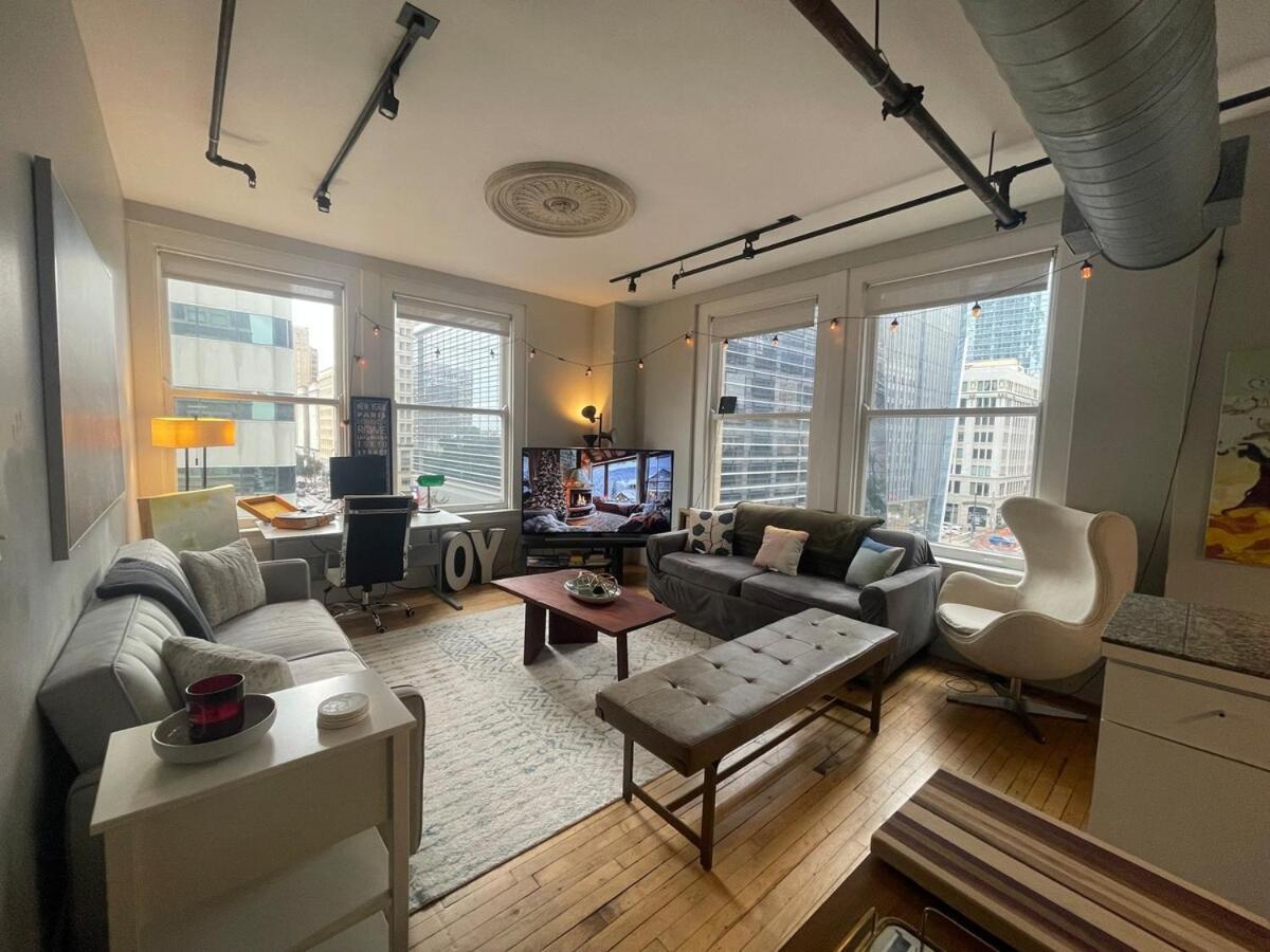 Urban Chic Downtown Getaway Apartment Houston
