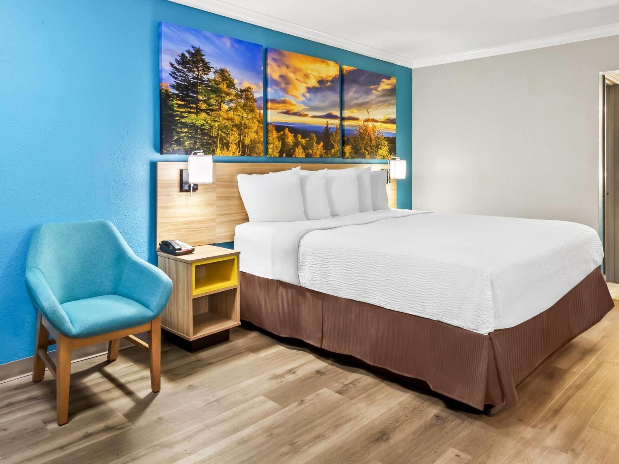 Hotel Days By Wyndham East Houston