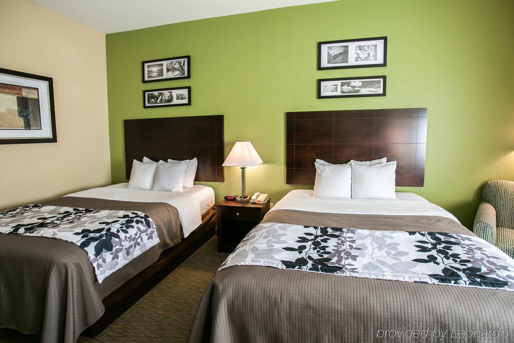 Sleep And Downtown 2* Houston