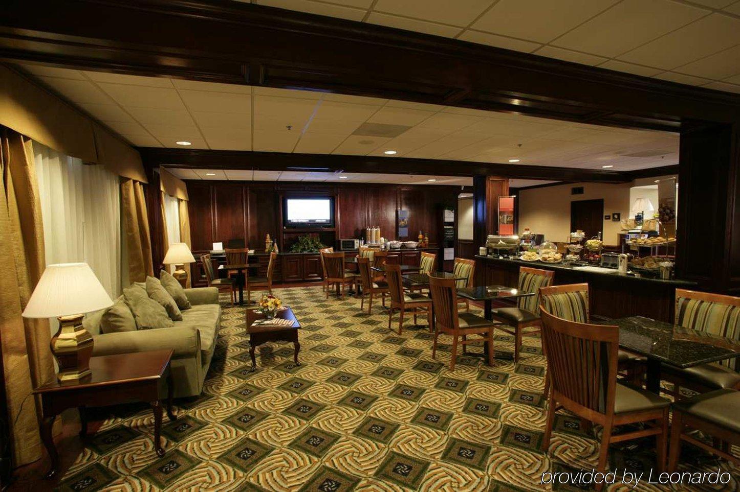 Hampton I-10 West-energy Corridor Hotel 3*