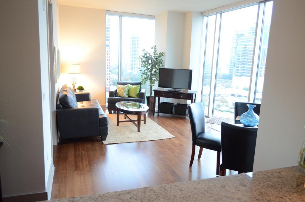 Hanover Post Oak Apartment *