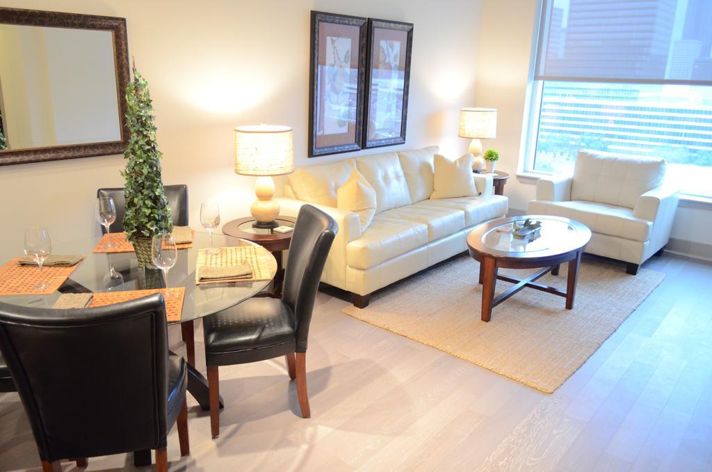 Hanover Post Oak Apartment
