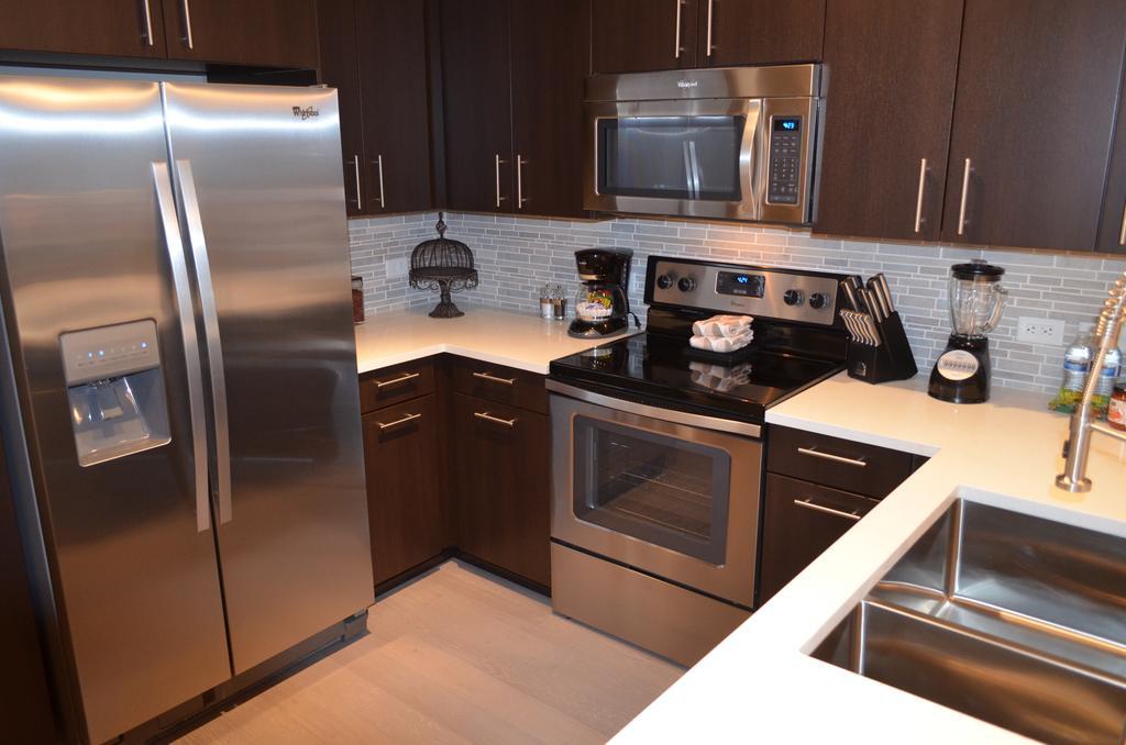 Hanover Post Oak * Houston
