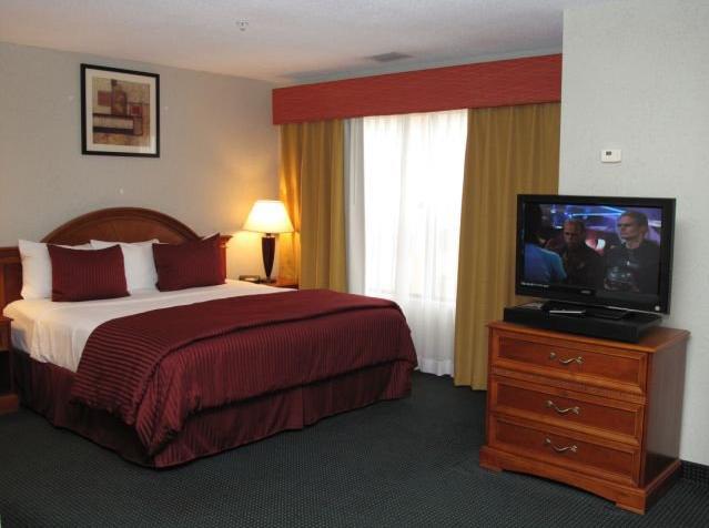 Hotel Staybridge Nw/willowbrook, An Ihg 2*