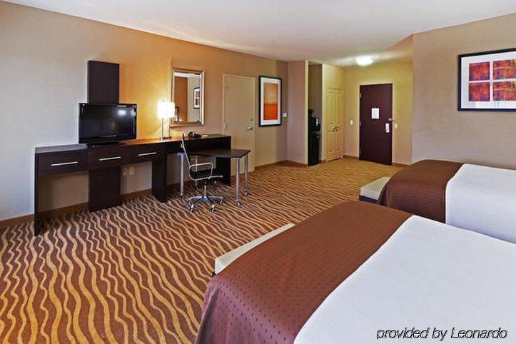 Doubletree By Hilton Westchase Hotel 4*