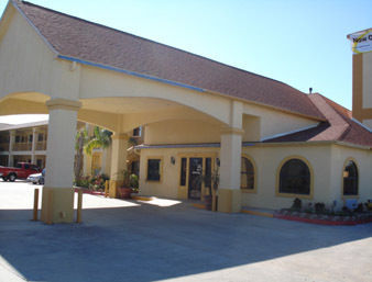 Hotel Super 8 By Wyndham Hobby Airport South
