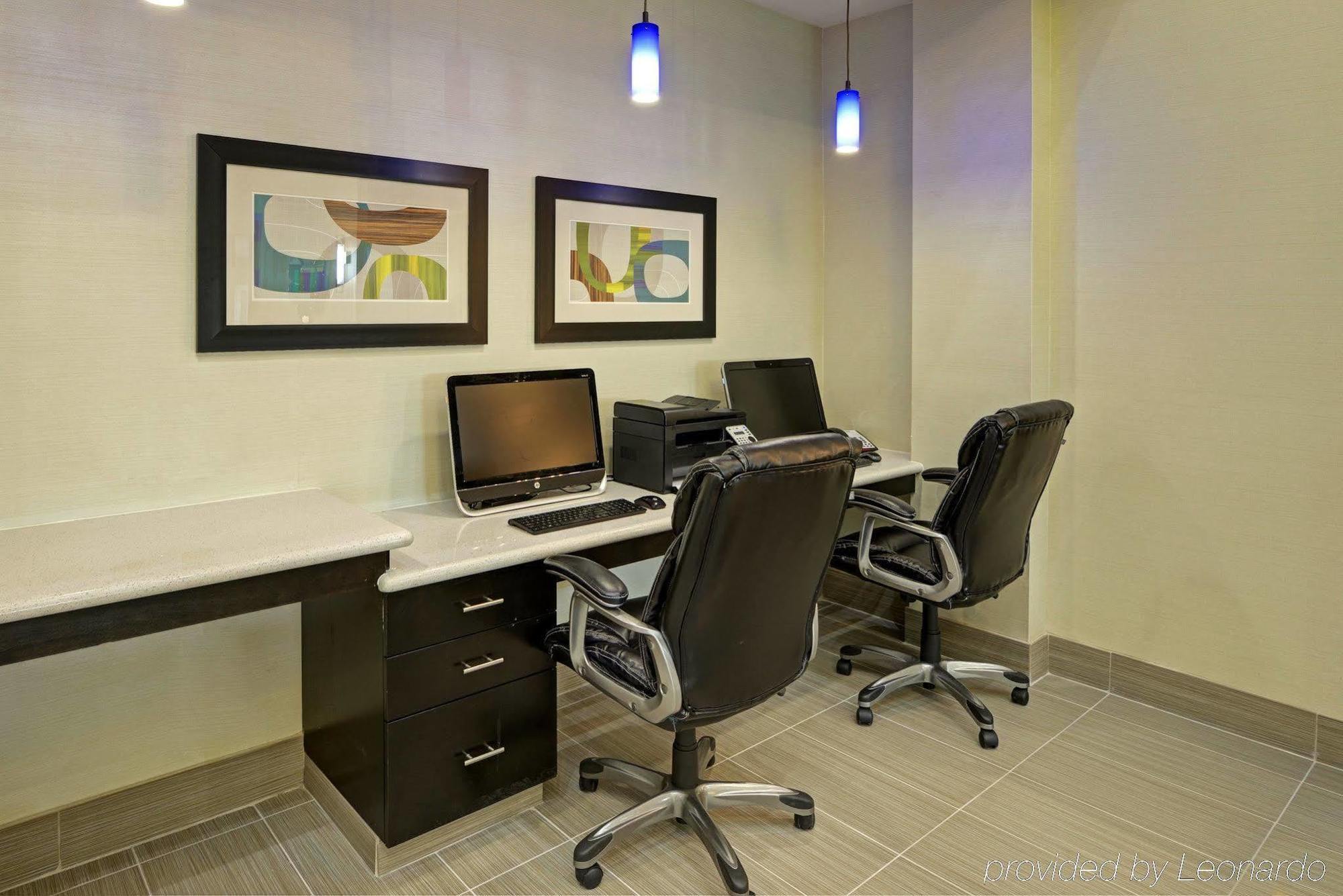 Express & Northwest-brookhollow By Ihg Houston