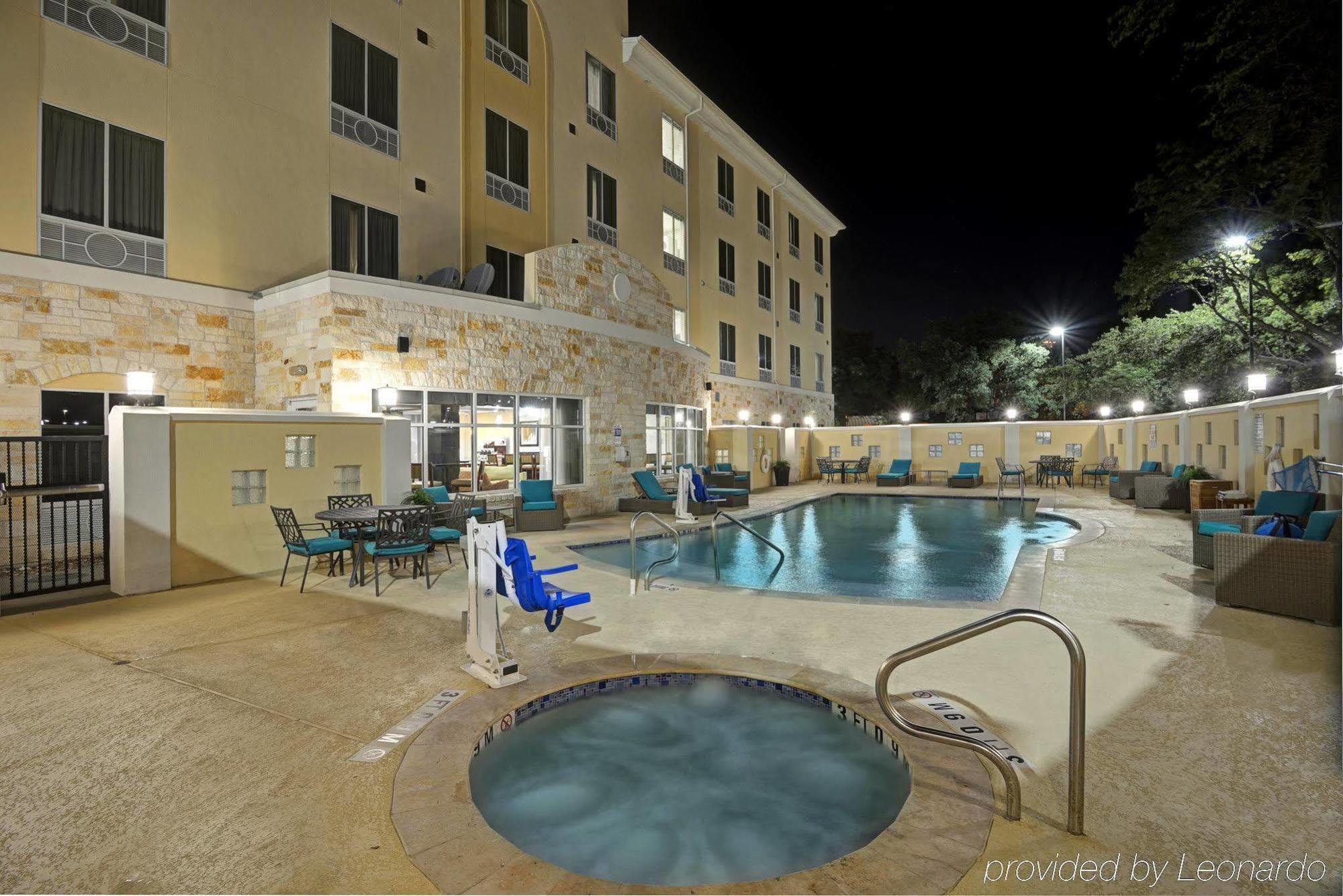 Express & Northwest-brookhollow By Ihg Houston